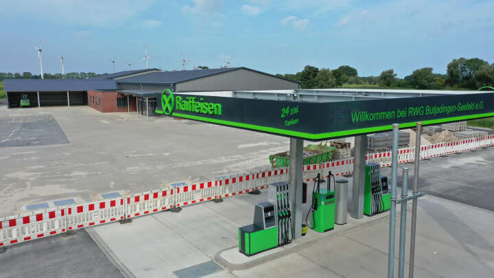 8e08f144 09c4 4be7 8cbd bab4441d479f